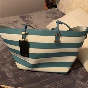 Zara beach bag with pouch